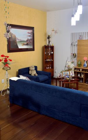 Casa à venda com 136m², 3 quartos e 1 vaga Casa à venda com 136m², 3 quartos e 1 vagaSala