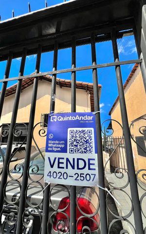 Casa à venda com 136m², 3 quartos e 1 vaga Casa à venda com 136m², 3 quartos e 1 vagaPlaca QuintoAndar