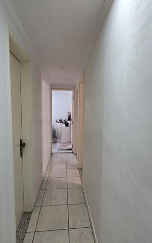 Apartamento à venda com 108m², 3 quartos e 1 vaga Apartamento à venda com 108m², 3 quartos e 1 vagaCorredor