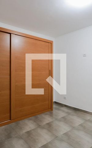 Casa à venda com 220m², 6 quartos e 3 vagas Casa à venda com 220m², 6 quartos e 3 vagasCasa 2