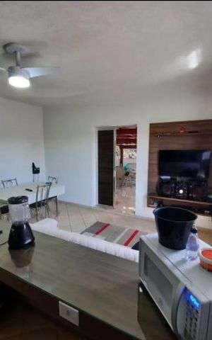 Casa à venda com 220m², 6 quartos e 3 vagas Casa à venda com 220m², 6 quartos e 3 vagasCasa 3