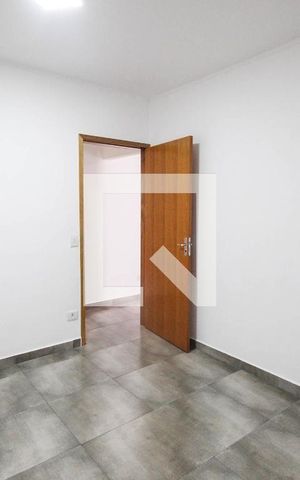 Casa à venda com 220m², 6 quartos e 3 vagas Casa à venda com 220m², 6 quartos e 3 vagasCasa 1
