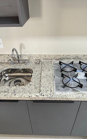 Apartamento à venda com 56m², 2 quartos e 2 vagas Apartamento à venda com 56m², 2 quartos e 2 vagasCozinha