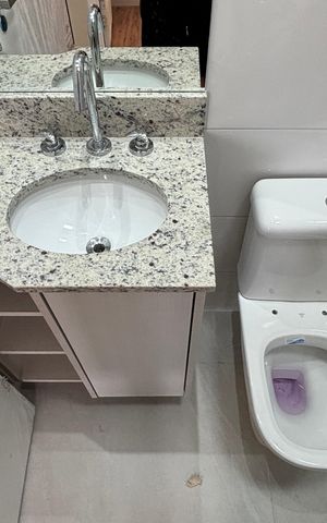 Apartamento à venda com 56m², 2 quartos e 2 vagas Apartamento à venda com 56m², 2 quartos e 2 vagasBanheiro social
