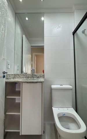 Apartamento à venda com 56m², 2 quartos e 2 vagas Apartamento à venda com 56m², 2 quartos e 2 vagasBanheiro social
