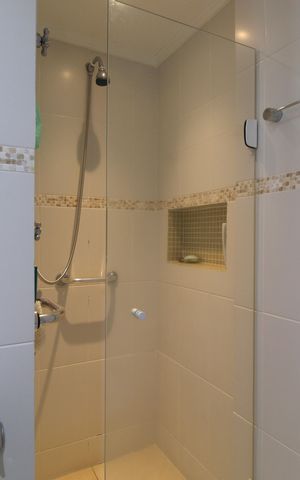 Apartamento à venda com 111m², 2 quartos e 2 vagasBanheiro da Suíte