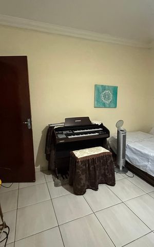 Casa para alugar com 120m², 4 quartos e 2 vagas Casa para alugar com 120m², 4 quartos e 2 vagasSala/Quarto