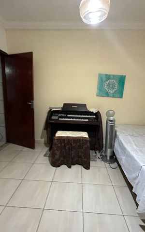 Casa para alugar com 120m², 4 quartos e 2 vagas Casa para alugar com 120m², 4 quartos e 2 vagasSala/Quarto