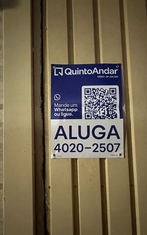 Casa para alugar com 120m², 4 quartos e 2 vagas Casa para alugar com 120m², 4 quartos e 2 vagasFachada