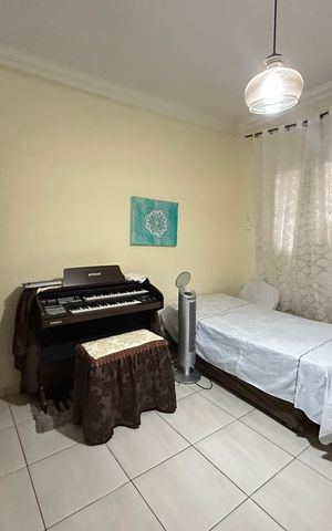 Casa para alugar com 120m², 4 quartos e 2 vagas Casa para alugar com 120m², 4 quartos e 2 vagasSala/Quarto
