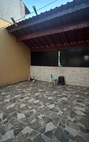 Casa para alugar com 120m², 4 quartos e 2 vagas Casa para alugar com 120m², 4 quartos e 2 vagasQuintal