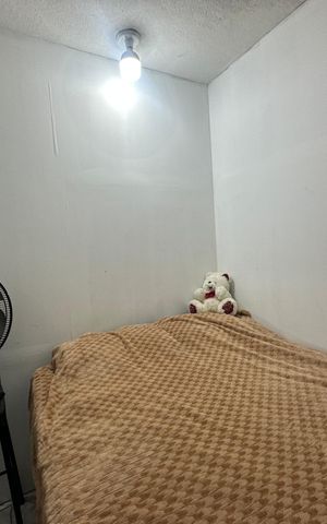 Casa para alugar com 120m², 4 quartos e 2 vagas Casa para alugar com 120m², 4 quartos e 2 vagasQuarto 2