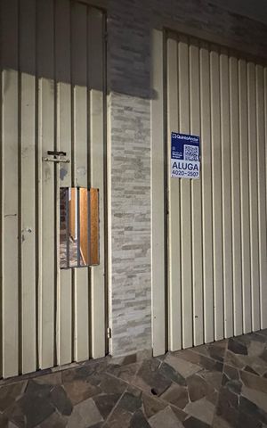 Casa para alugar com 120m², 4 quartos e 2 vagas Casa para alugar com 120m², 4 quartos e 2 vagasFachada