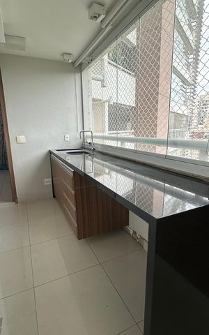 Apartamento à venda com 196m², 3 quartos e 3 vagas Apartamento à venda com 196m², 3 quartos e 3 vagasChurrasqueira