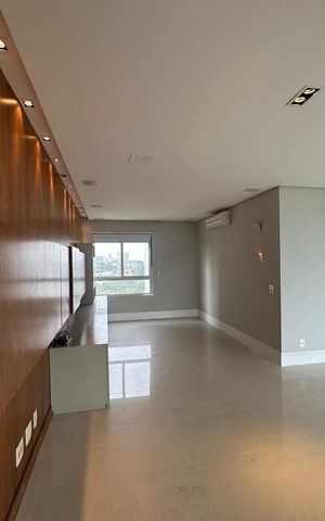 Apartamento à venda com 196m², 3 quartos e 3 vagas Apartamento à venda com 196m², 3 quartos e 3 vagasSala