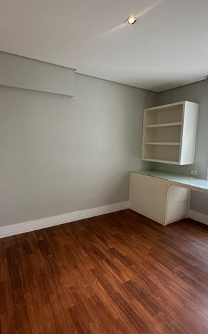 Apartamento à venda com 196m², 3 quartos e 3 vagas Apartamento à venda com 196m², 3 quartos e 3 vagasSuíte 3