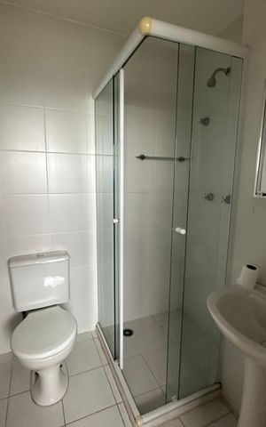 Apartamento à venda com 196m², 3 quartos e 3 vagas Apartamento à venda com 196m², 3 quartos e 3 vagasBanheiro de serviço