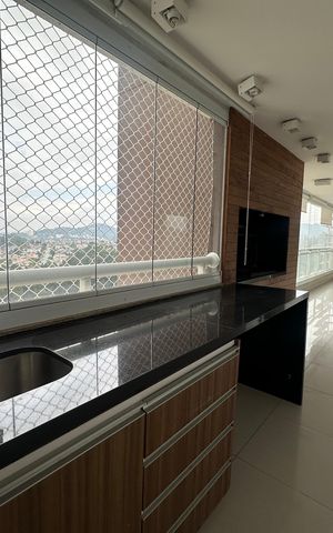 Apartamento à venda com 196m², 3 quartos e 3 vagas Apartamento à venda com 196m², 3 quartos e 3 vagasChurrasqueira