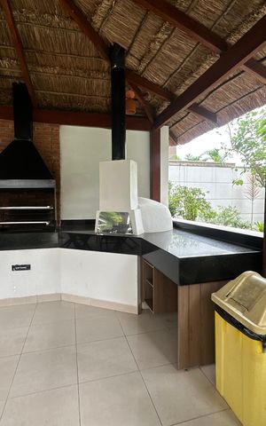Apartamento à venda com 196m², 3 quartos e 3 vagas Apartamento à venda com 196m², 3 quartos e 3 vagasÁrea comum - Churrasqueira