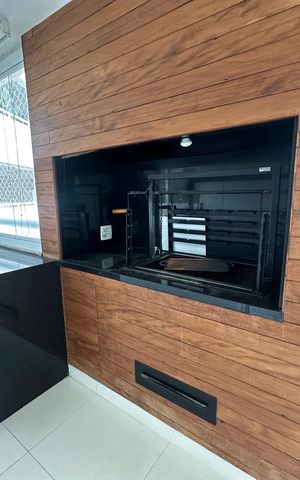 Apartamento à venda com 196m², 3 quartos e 3 vagas Apartamento à venda com 196m², 3 quartos e 3 vagasChurrasqueira