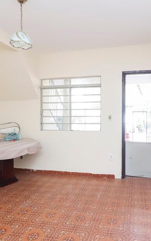Casa à venda com 147m², 2 quartos e 1 vagaCasa 2 - Sala