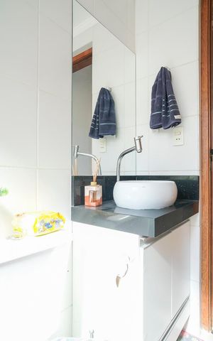 Apartamento para alugar com 85m², 2 quartos e 1 vagaBanheiro da suíte