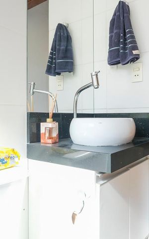 Apartamento para alugar com 85m², 2 quartos e 1 vagaBanheiro da suíte