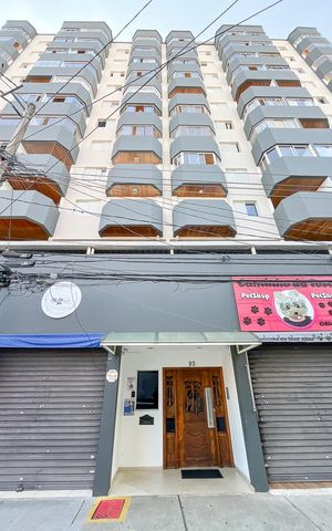 Apartamento para alugar com 85m², 2 quartos e 1 vagaFachada + plaquinha