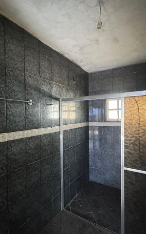 Casa para alugar com 400m², 2 quartos e 2 vagas Casa para alugar com 400m², 2 quartos e 2 vagasBanheiro 2