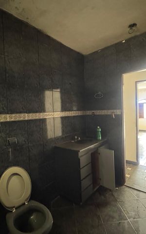 Casa para alugar com 400m², 2 quartos e 2 vagas Casa para alugar com 400m², 2 quartos e 2 vagasBanheiro 2