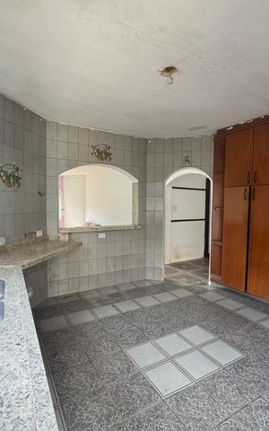 Casa para alugar com 400m², 2 quartos e 2 vagas Casa para alugar com 400m², 2 quartos e 2 vagasCozinha 1