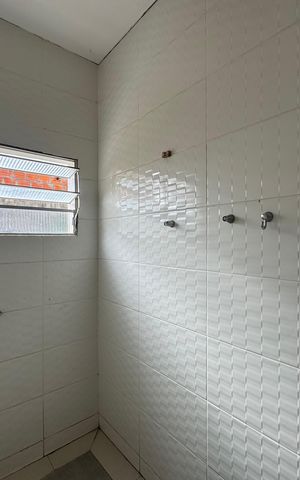 Casa para alugar com 400m², 2 quartos e 2 vagas Casa para alugar com 400m², 2 quartos e 2 vagasBanheiro 1