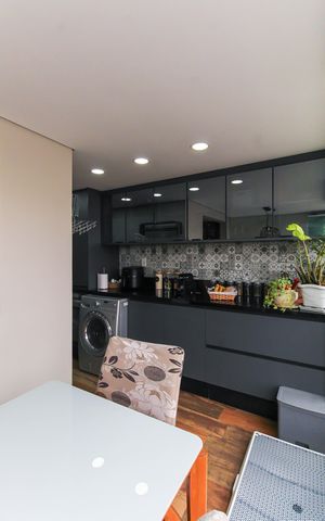 Apartamento à venda com 60m², 2 quartos e 1 vagaVaranda
