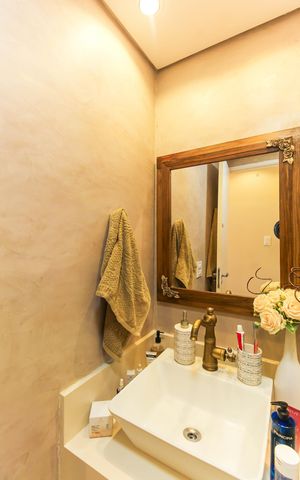 Apartamento à venda com 60m², 2 quartos e 1 vagaBanheiro da Suíte 2