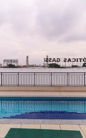 Apartamento à venda com 60m², 2 quartos e 1 vagaÁrea comum - Piscina