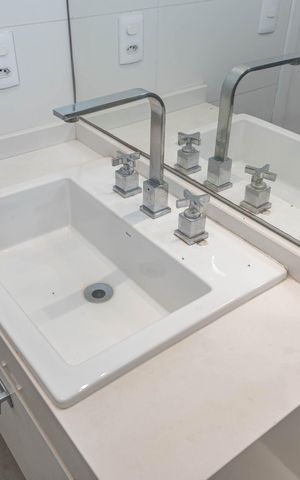Apartamento para alugar com 106m², 2 quartos e 2 vagas Apartamento para alugar com 106m², 2 quartos e 2 vagasBanheiro da Suíte 2