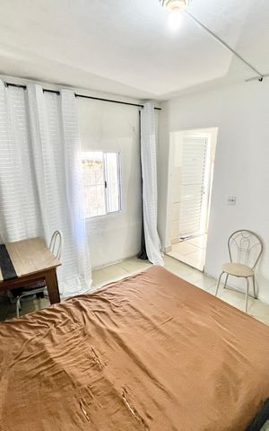 Casa para alugar com 25m², 1 quarto e sem vaga Casa para alugar com 25m², 1 quarto e sem vagaSala/Quarto