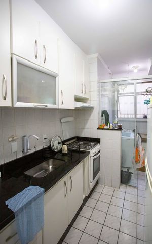 Apartamento à venda com 55m², 2 quartos e 1 vagaCozinha