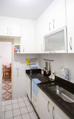 Apartamento à venda com 55m², 2 quartos e 1 vagaCozinha
