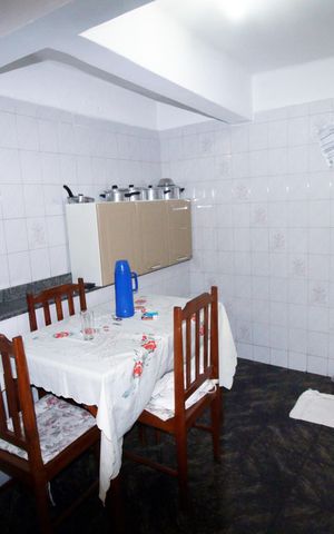 Casa à venda com 200m², 2 quartos e sem vagaCozinha e Copa