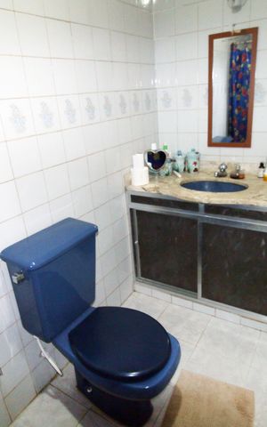 Casa à venda com 200m², 2 quartos e sem vagaBanheiro Social