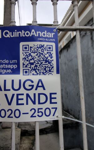 Casa à venda com 200m², 2 quartos e sem vagaCódigo