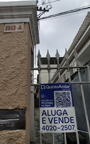 Casa à venda com 200m², 2 quartos e sem vagaPlaca