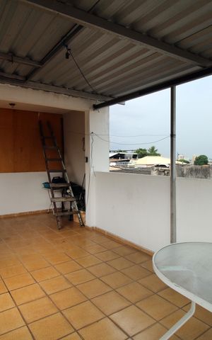 Casa à venda com 200m², 2 quartos e sem vagaTerraço