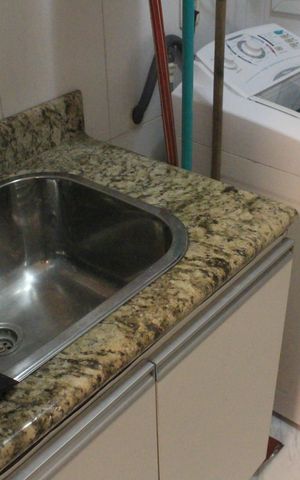 Apartamento à venda com 78m², 2 quartos e 1 vagaÁrea de Serviço