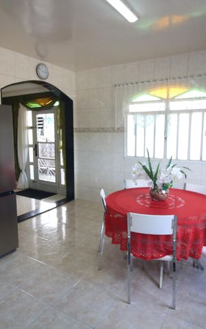 Casa à venda com 637m², 3 quartos e 1 vagaCopa