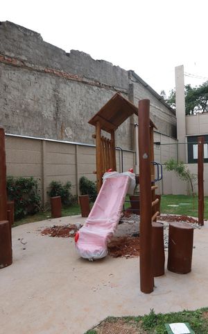 Apartamento à venda com 35m², 2 quartos e sem vagaÁrea comum - Playground