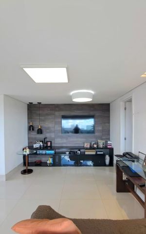Apartamento à venda com 348m², 5 quartos e 4 vagas