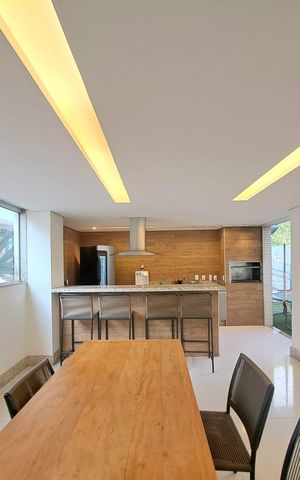 Apartamento à venda com 348m², 5 quartos e 4 vagas