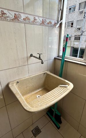 Apartamento à venda com 57m², 2 quartos e 1 vagaÁrea de Serviço